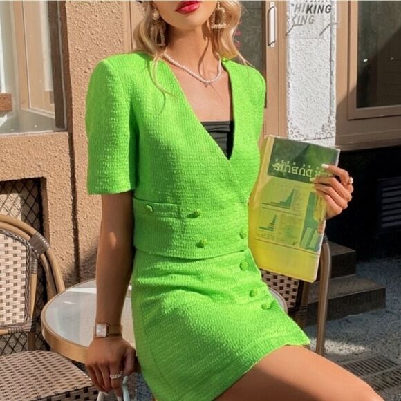 ZARA BLOGGERS FAV TWEED TEXTURED BUTTONS GREEN SKIRT MINI SLIT - Picture 7 of 13